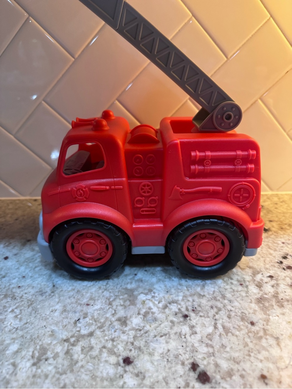 Playgo durable recycled plastic Red Kids Fire Truck Toy